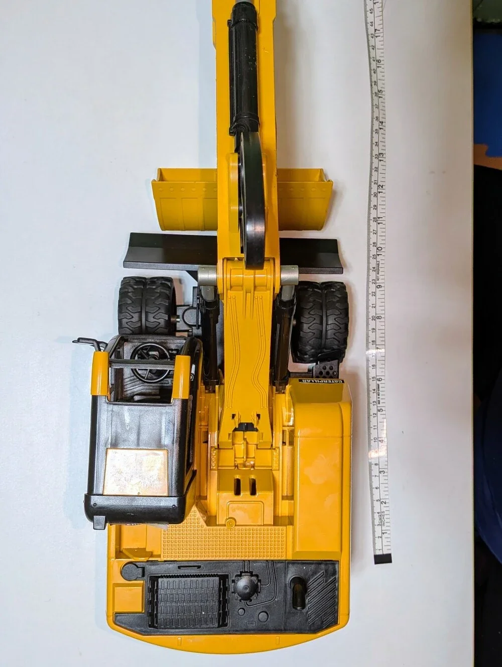 Bruder 02446 Cat® Wheeled Excavator